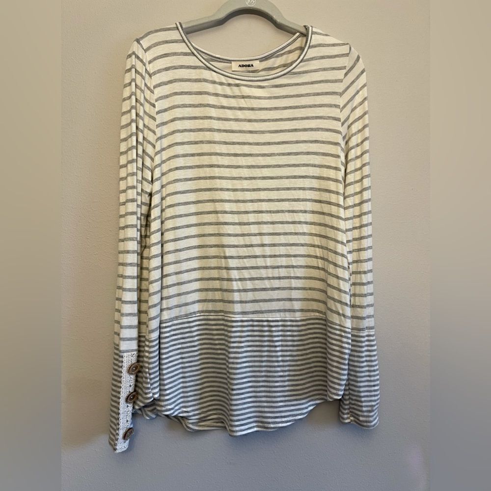 NWT Adora boutique stripe button top size M